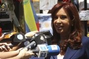 CRISTINA CONTINUA CRECIENDO EN LAS ENCUENSTAS, YA LE SACA 10 PUNTOS A MACRI