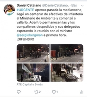 DANIEL CATALANO DENUNCIA QUE VALLARON EL MINISTERIO DE AMBIENTE CON DELEGADOS Y TRABAJADO DESPEDIDOS DENTRO