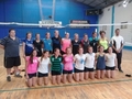 LA PRESELECCIÓN CHAQUEÑA DE VOLEY FEMENINO SUB 17 ENTRENÓ EN COMERCIO